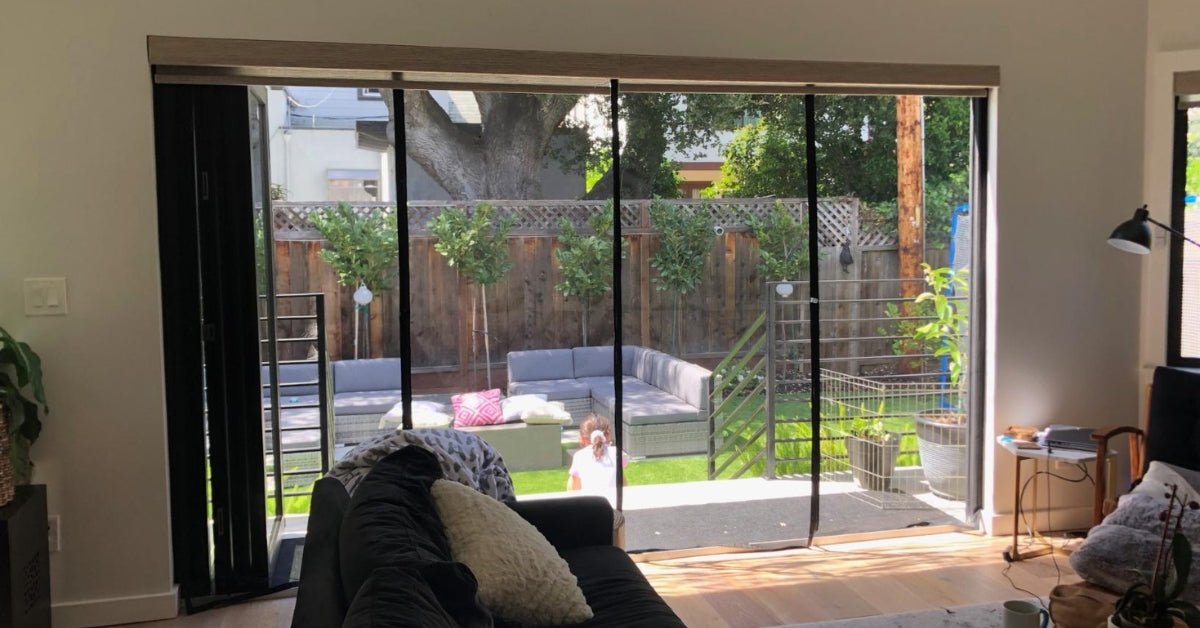 Double Opening | Magnetic Screen Door - CoverWith